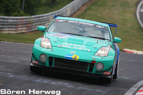 Falken-Nissan