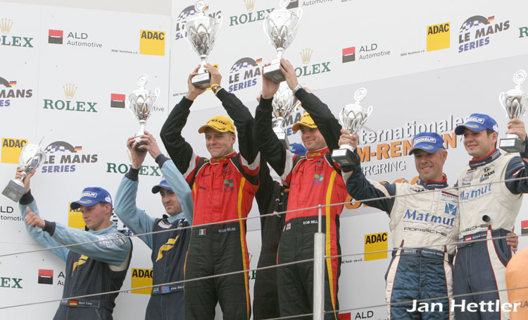 GT2-podium