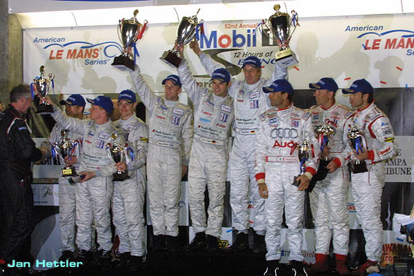 Podium Sebring