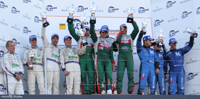 gT1-Podium