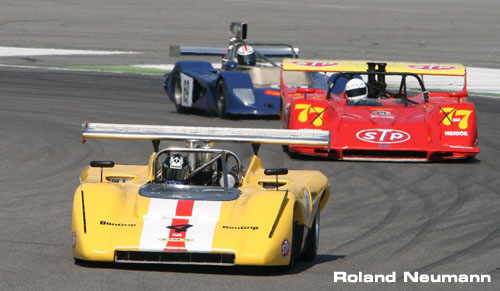 Timo Scheibner kam mit seinem gelben Lola T222 sFoto dem STPMarch immer