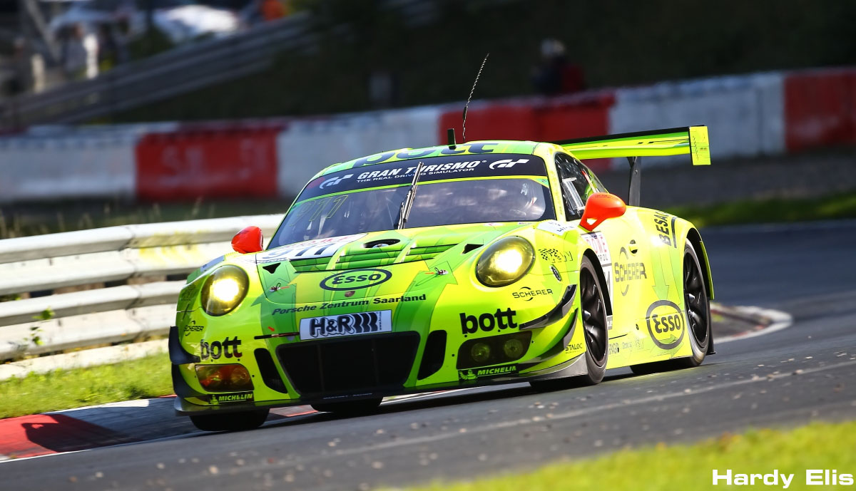 Manthey Porsche Sieger VLN5 2017