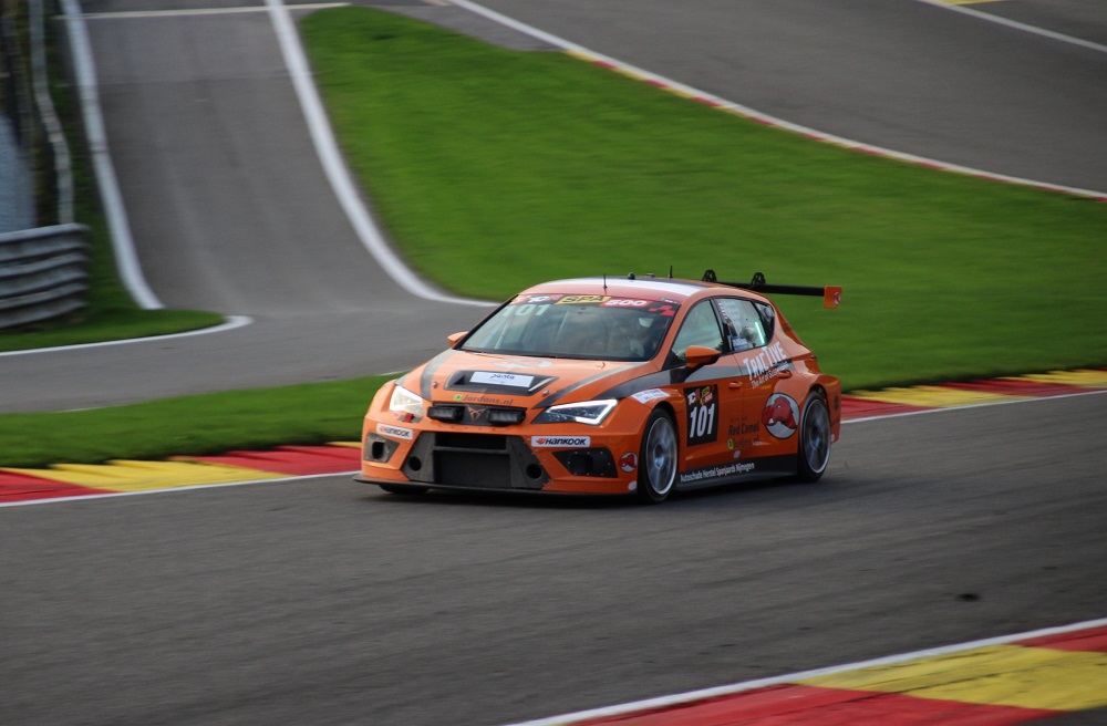 Sieger TCR Spa 500 Red Camel