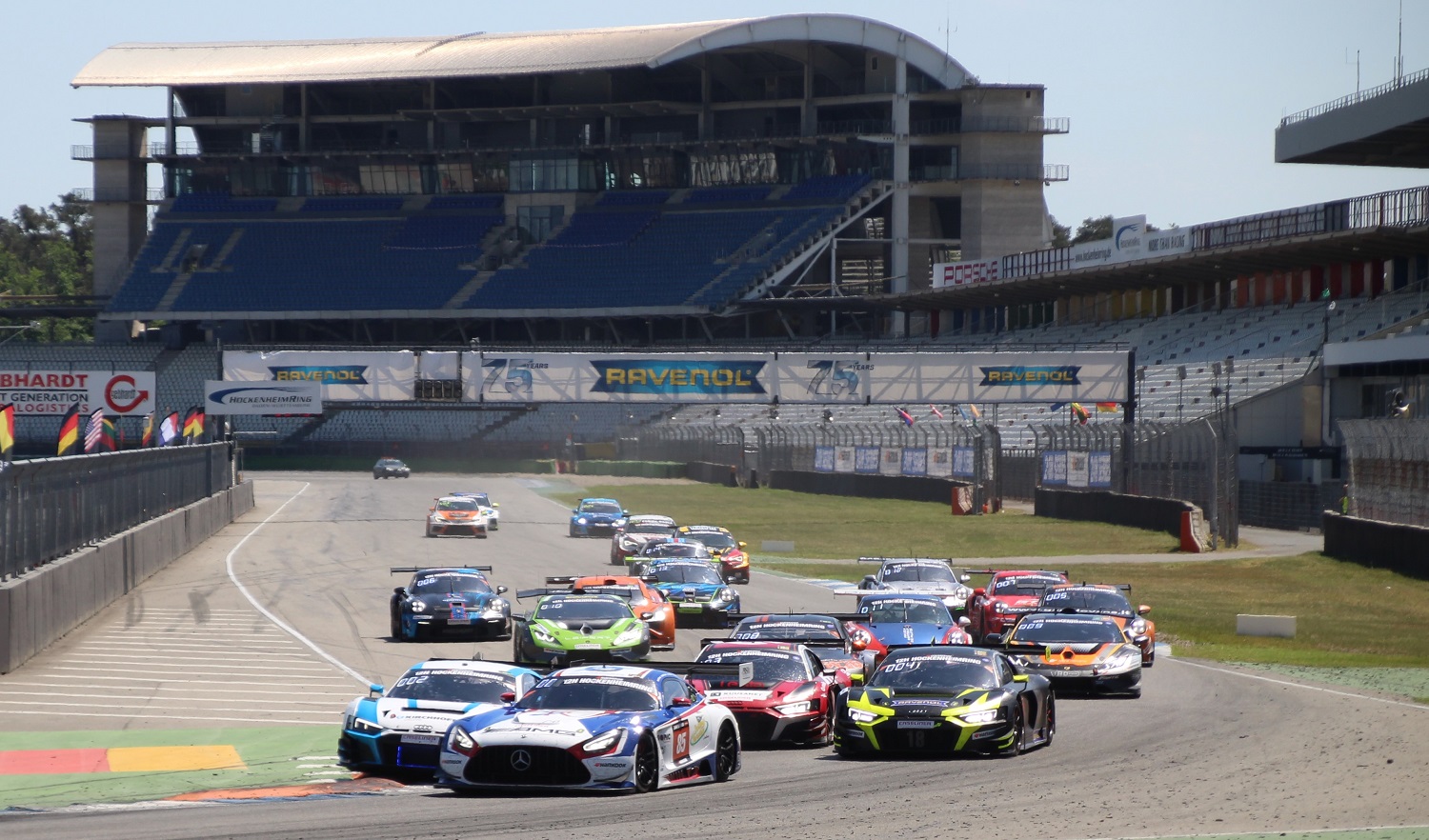 Start 12h Hockenheim 2022