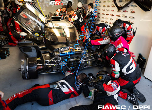 Toyota in der Box