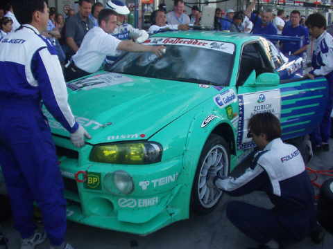 #44 Falken Motorsports - Nissan Skyline GT-R